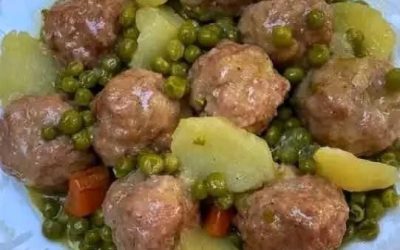 Polpette con i Piselli, Patate e Carote sono Troppo Buone