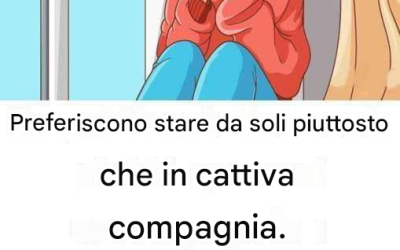 Preferiscono stare da soli piuttosto che in cattiva compagnia: 5 segnali delle persone più solitarie